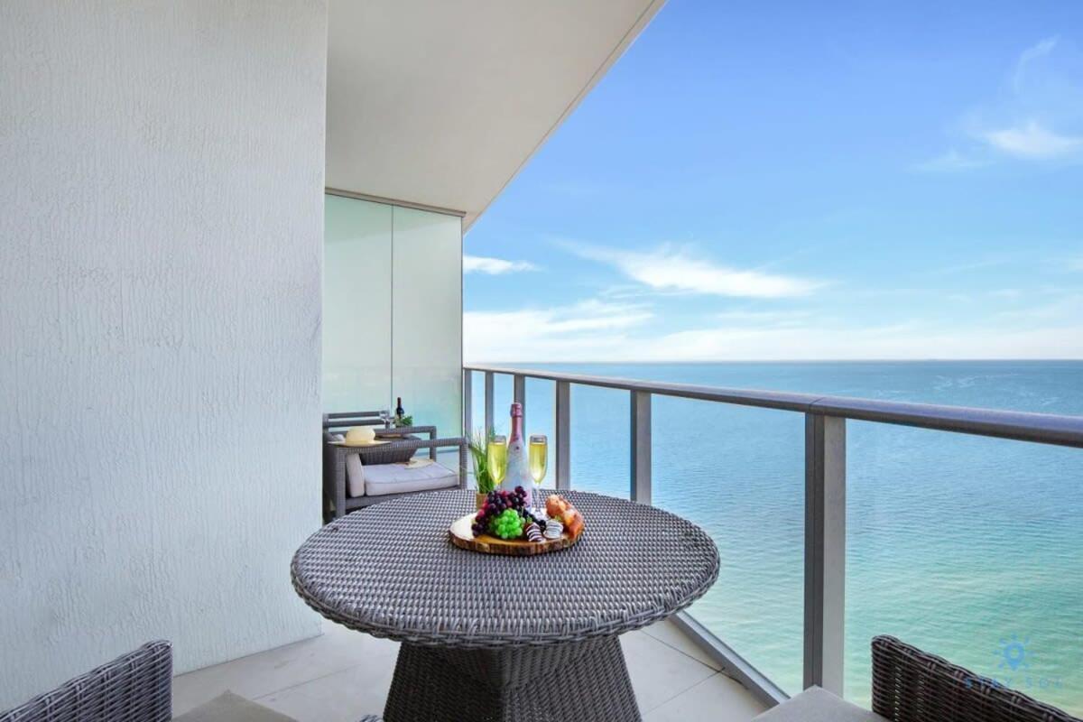 Upper Level Penthouse - Amazing Views Beach & Intracoastal Appartement Hollywood Buitenkant foto